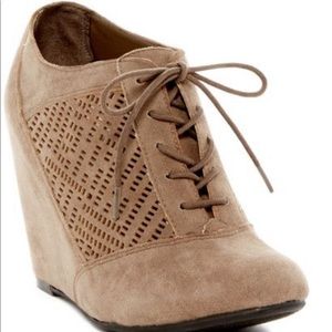NWOT Fergalicious Tess Lace-Up Wedge Bootie